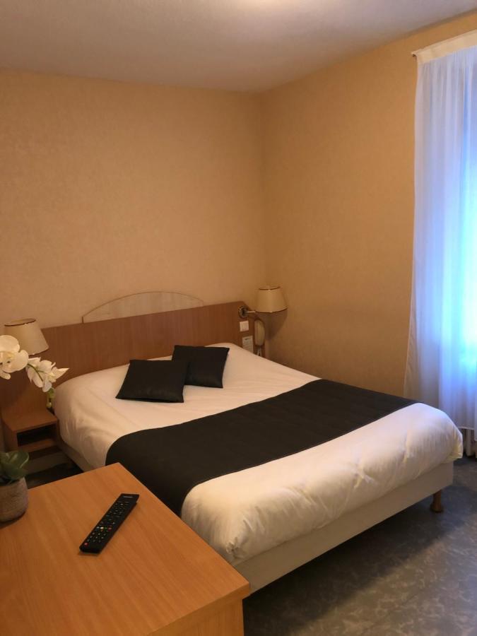 Le Lobreont Hotel Surzur Eksteriør billede