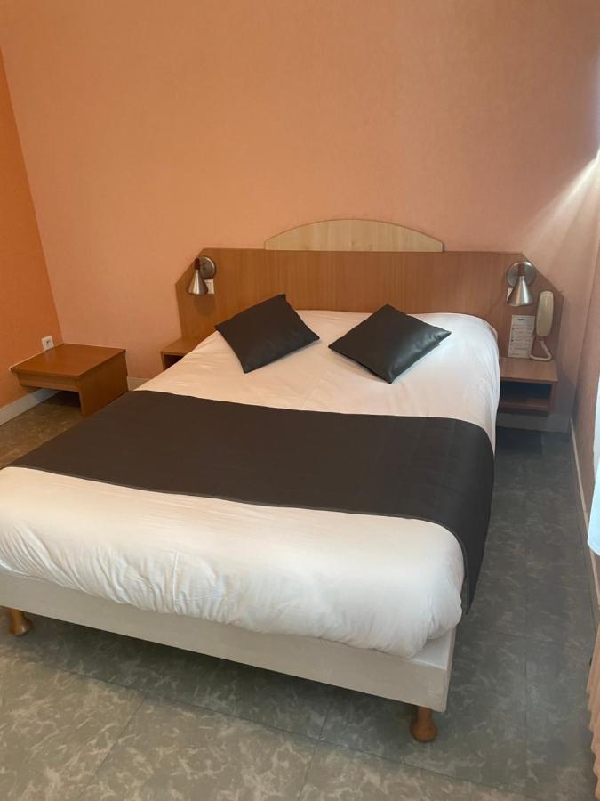 Le Lobreont Hotel Surzur Eksteriør billede